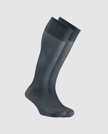 Calcetines altos en gris