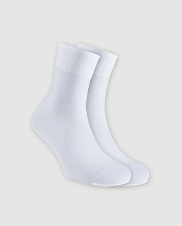Pack de nueve pares de calcetines cortos en blanco